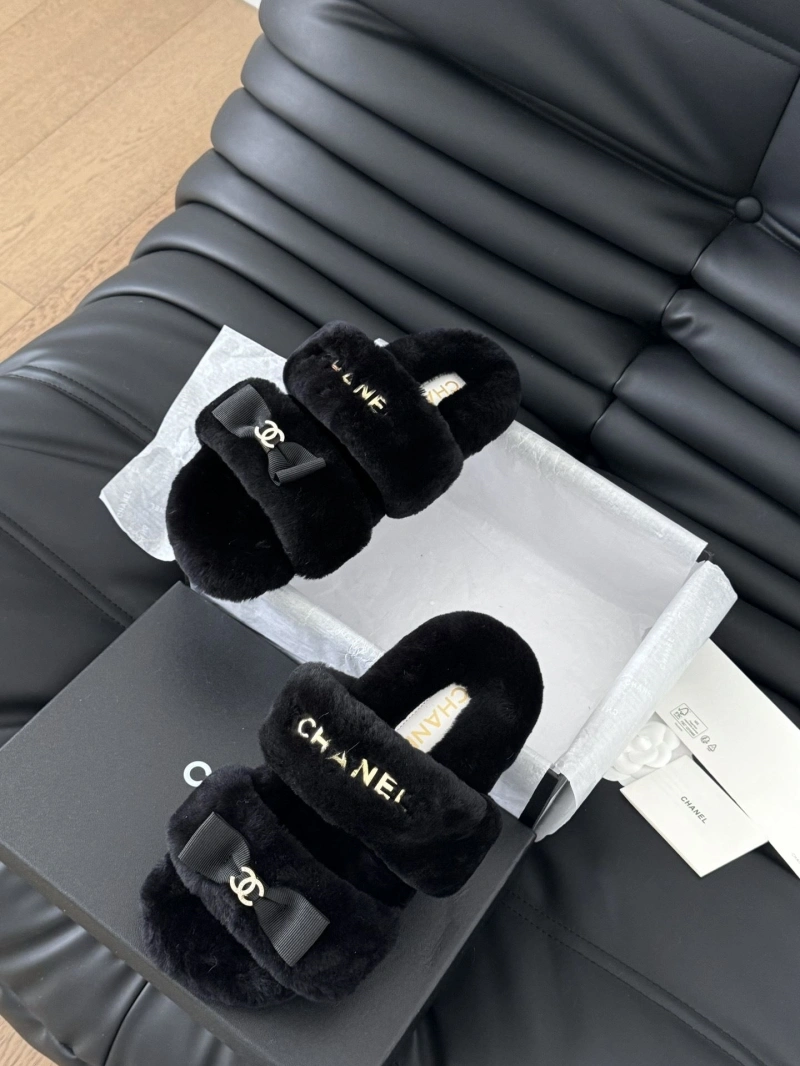 Comfortable Chxnxl Slippers 126070