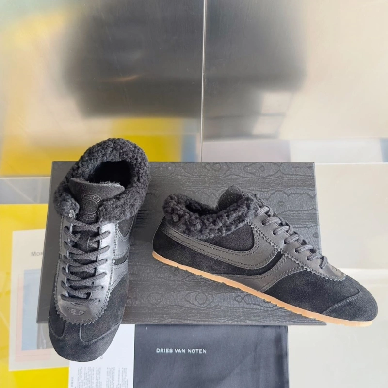 Soft Othxr Sneakers 214582