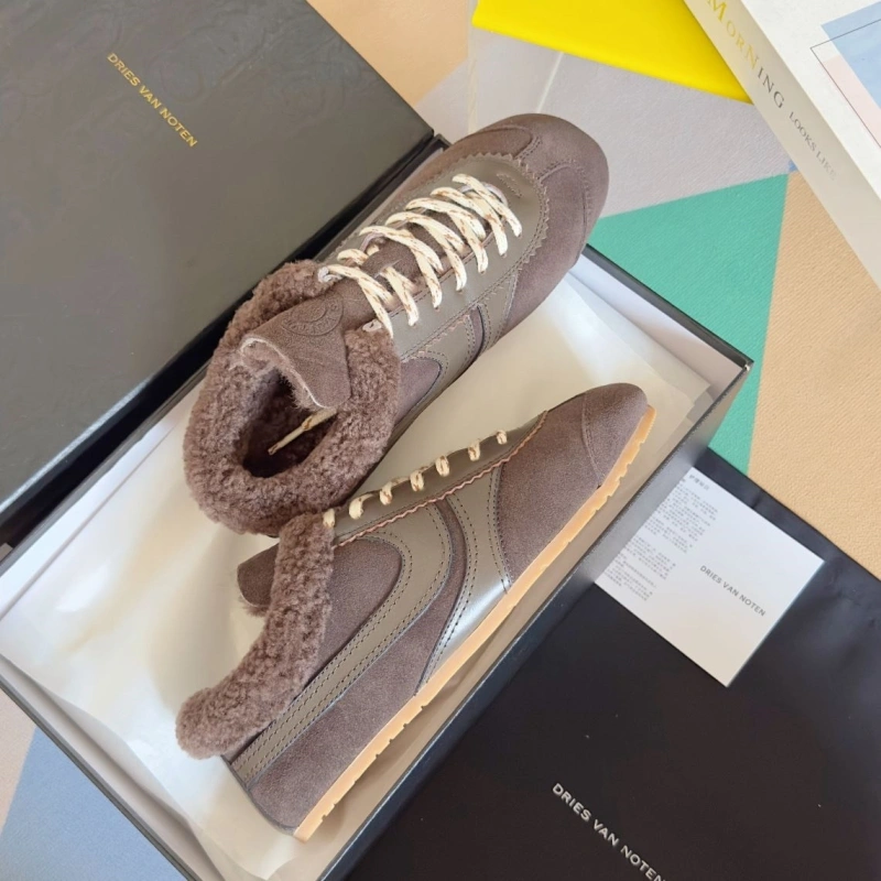 Trendsetting Othxr Sneakers 214579