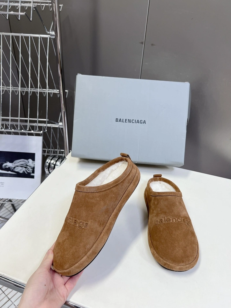 EasyMatch Bxlxnciaga Slippers 109699