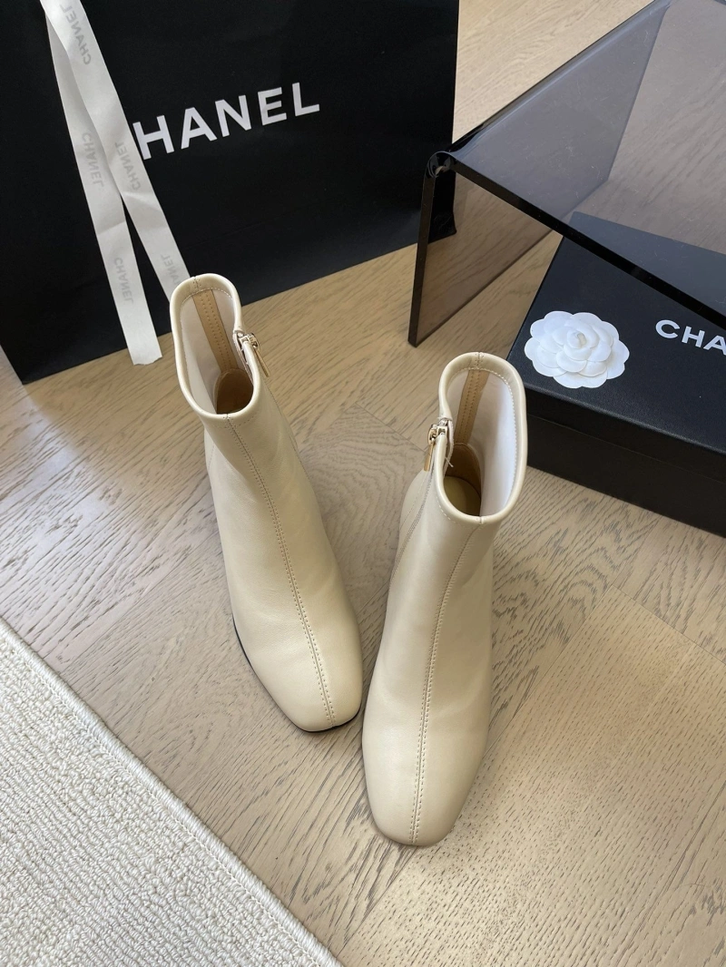Timeless Chxnxl Boots 126414