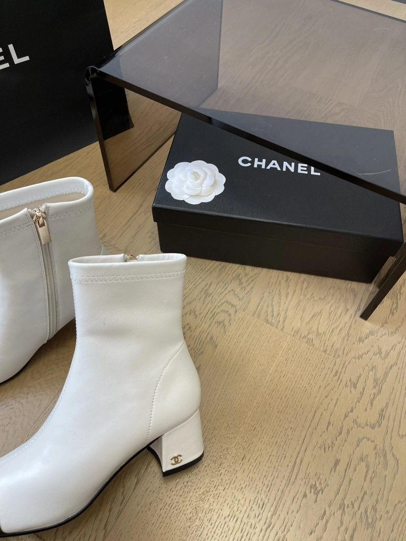 Flexible Chxnxl Boots 126413