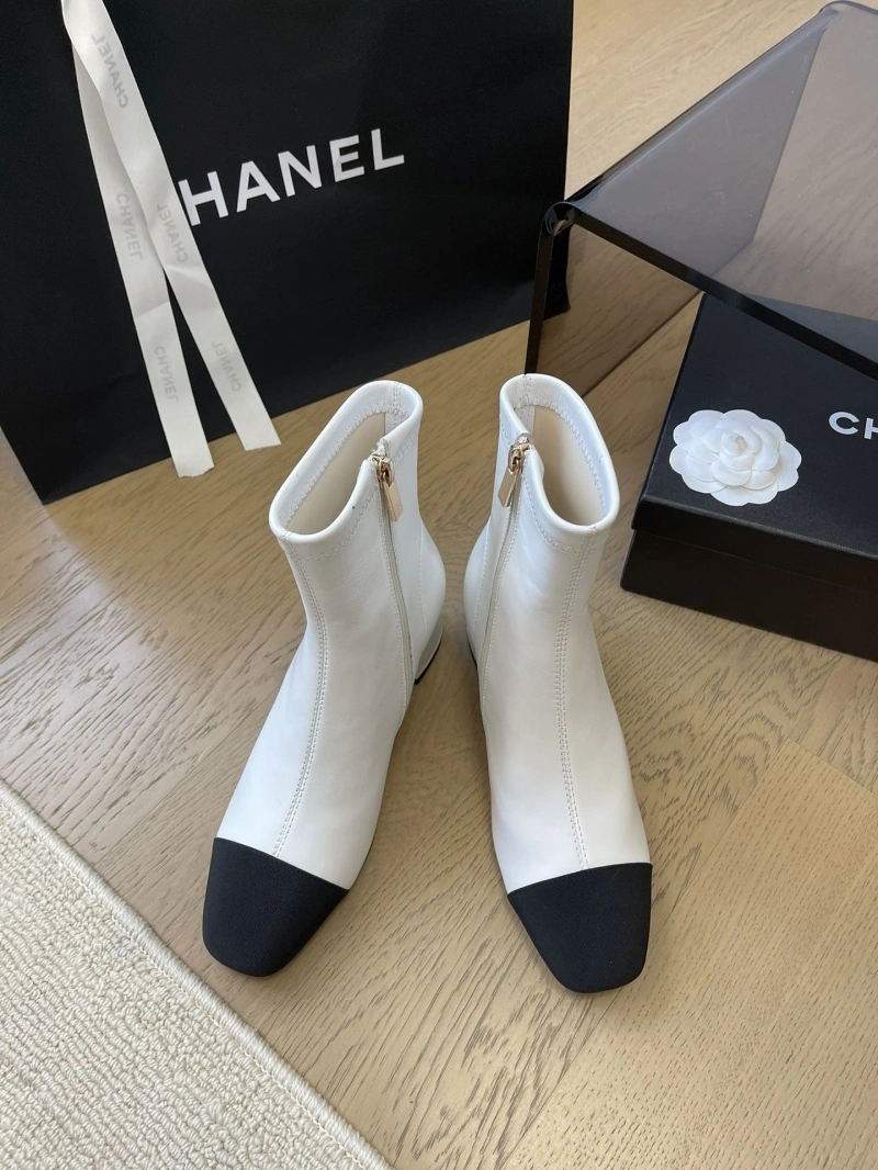 Flexible Chxnxl Boots 126413