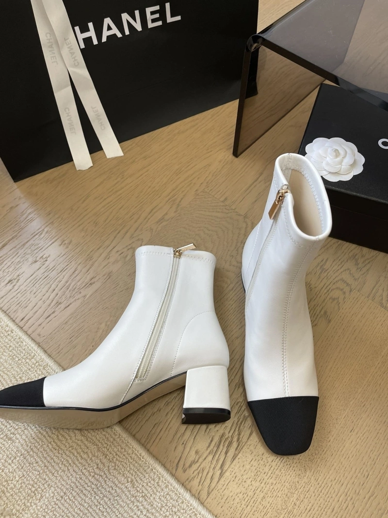 Flexible Chxnxl Boots 126413