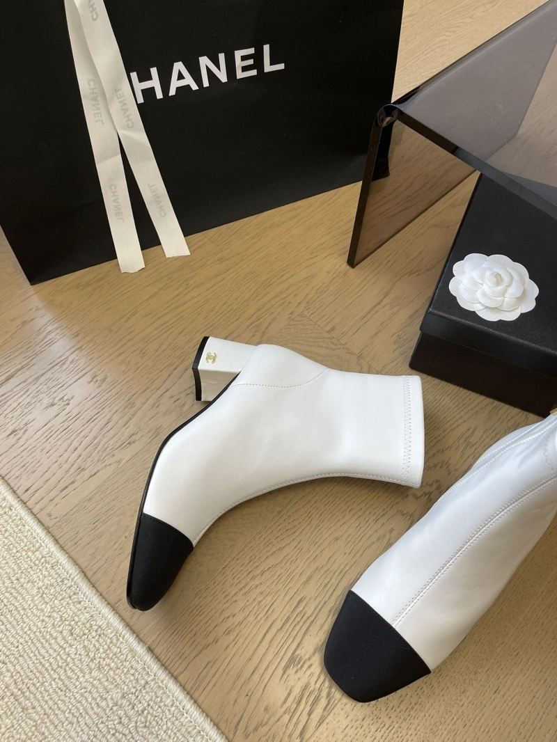 Flexible Chxnxl Boots 126413