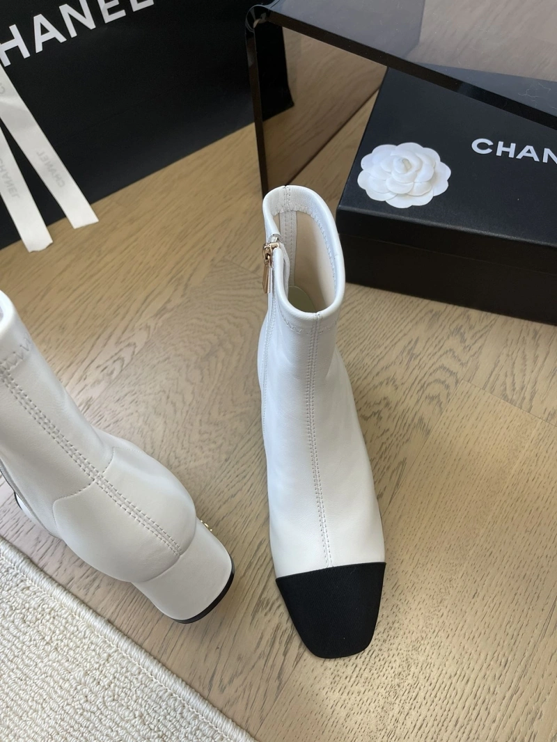 Flexible Chxnxl Boots 126413