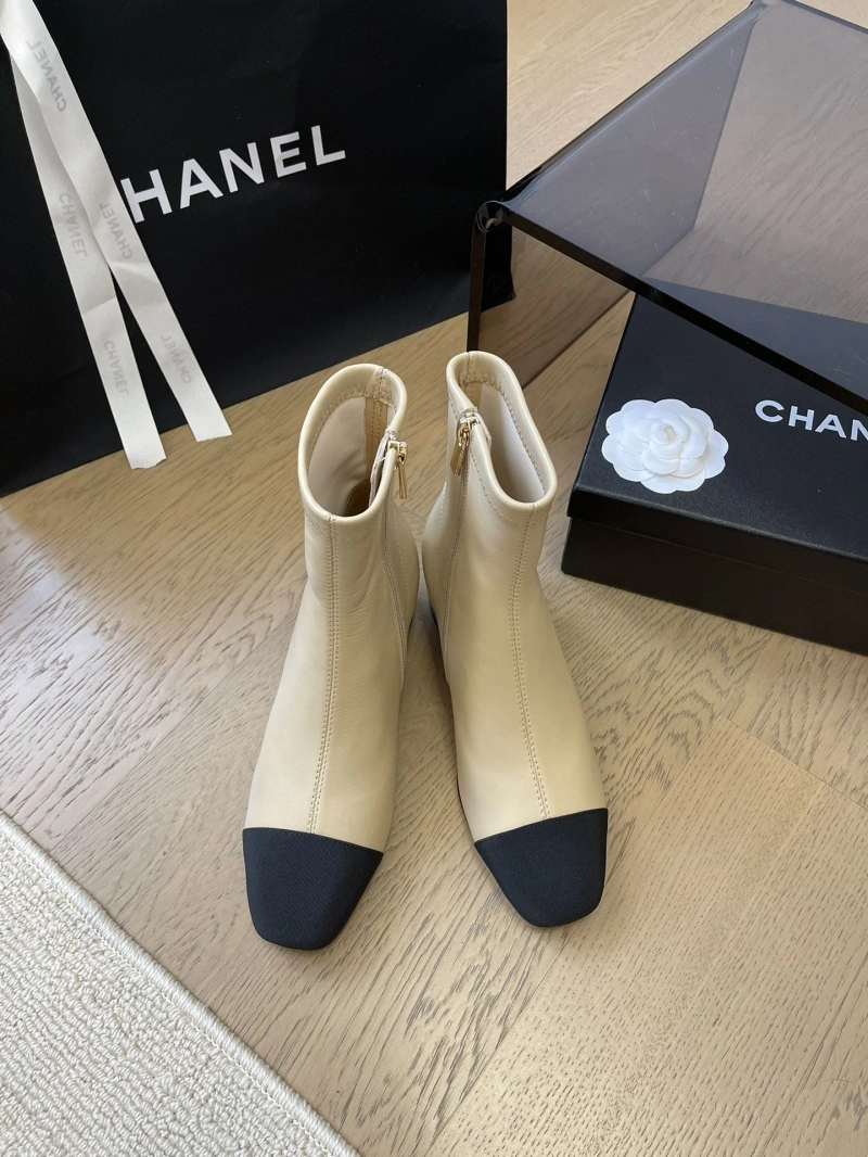 Trendy Chxnxl Boots 126409