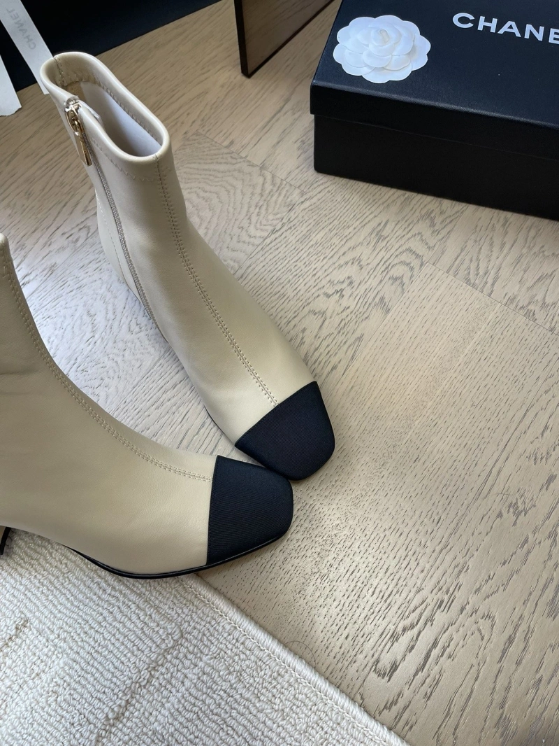 Trendy Chxnxl Boots 126409