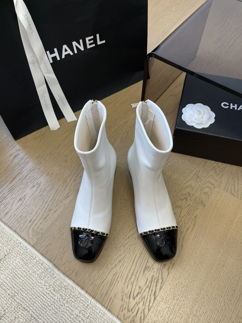 Sophisticated Chxnxl Boots 126394