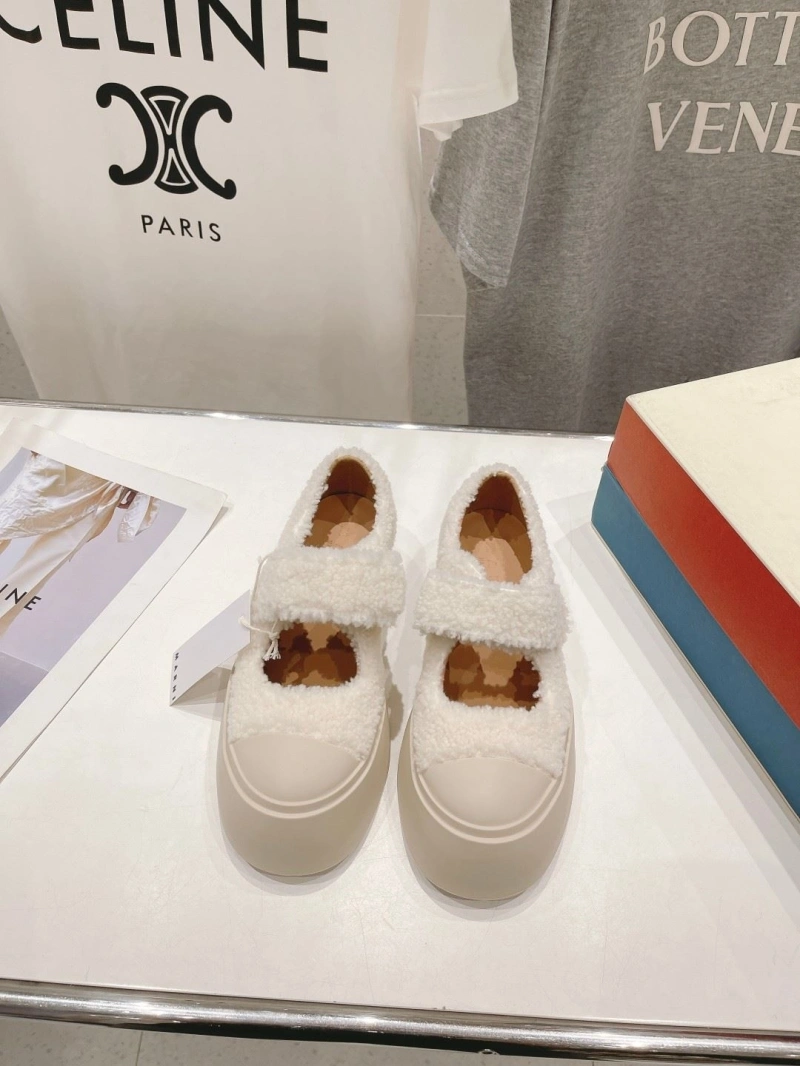 Soft Othxr Sneakers 214547