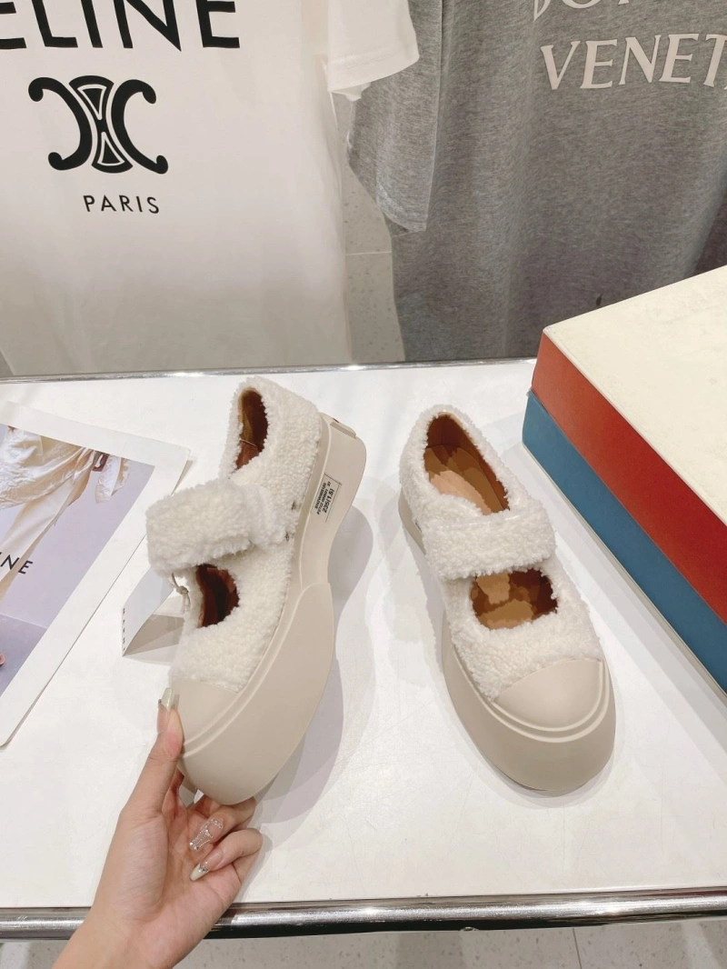 Soft Othxr Sneakers 214547