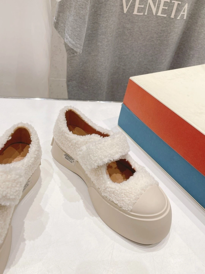 Soft Othxr Sneakers 214547