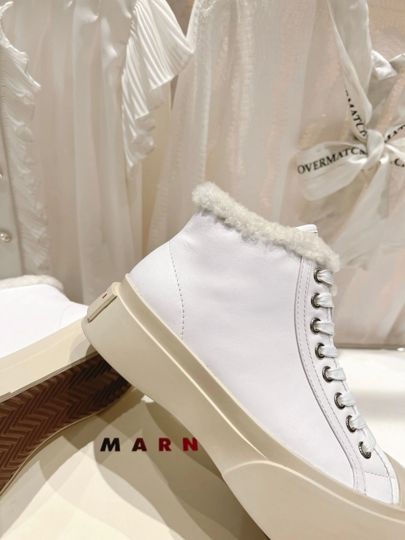 AllSeason Othxr Sneakers 214539