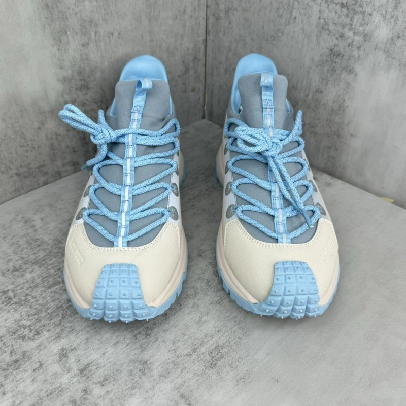 Flexible Mxnclxr Sneakers 197601