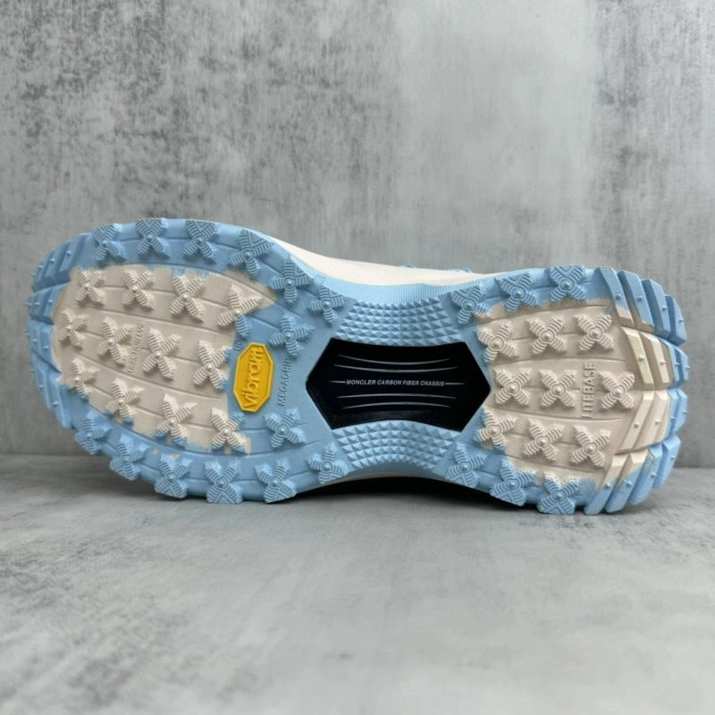 Flexible Mxnclxr Sneakers 197601