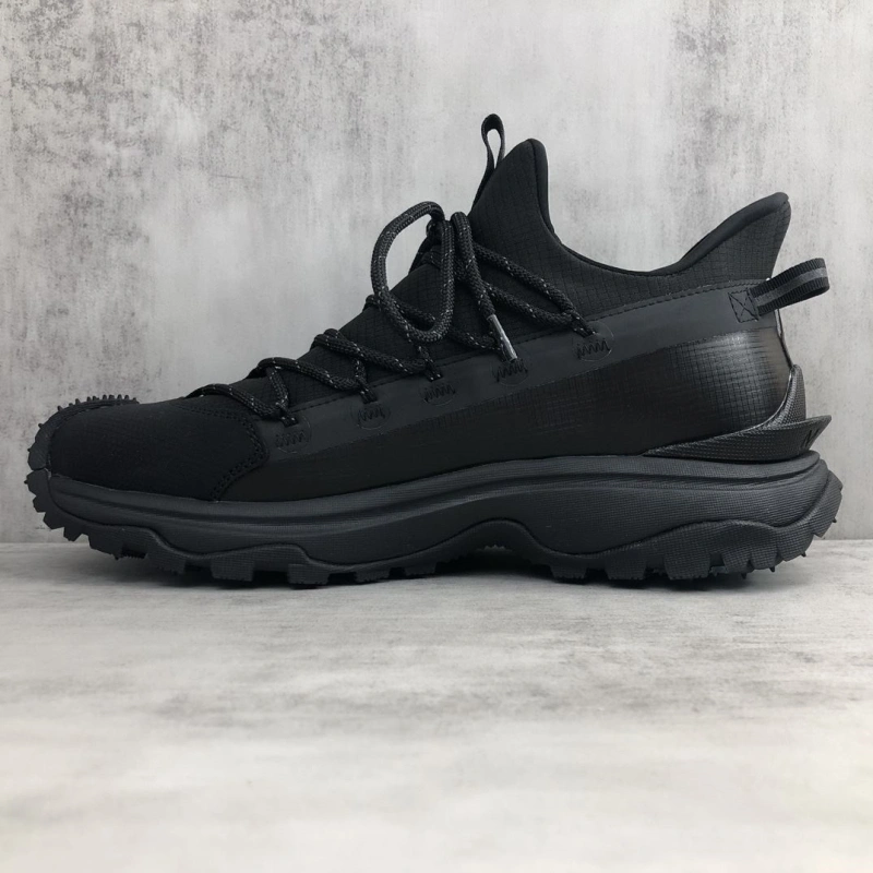 AllSeason Mxnclxr Sneakers 197600