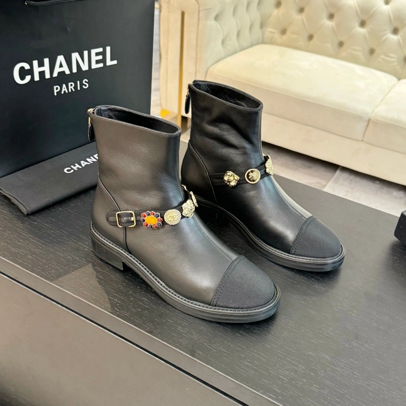 Flexible Chxnxl Boots 126398