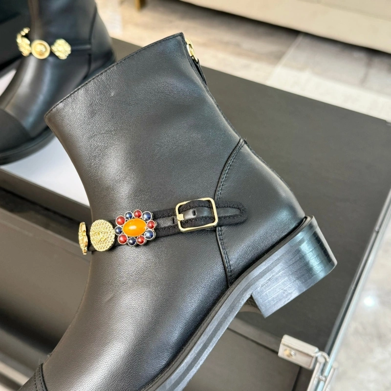Flexible Chxnxl Boots 126398
