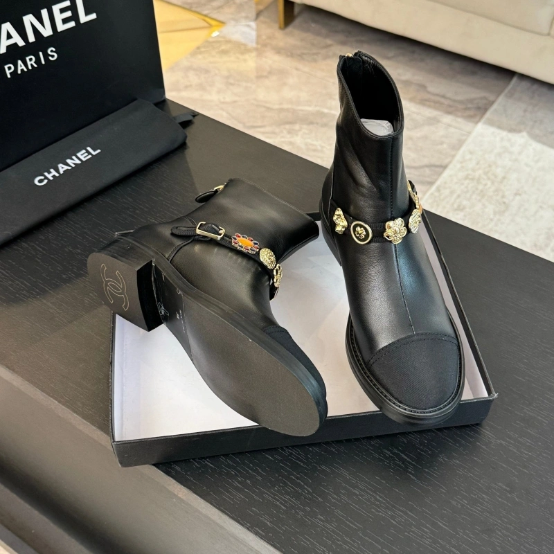 Flexible Chxnxl Boots 126398