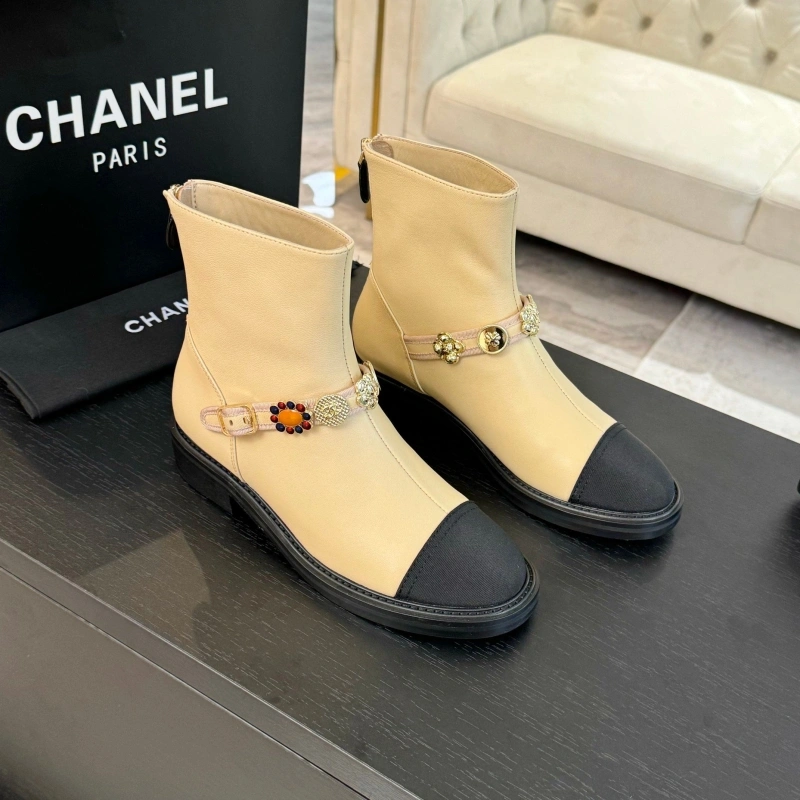 EyeCatching Chxnxl Boots 126405