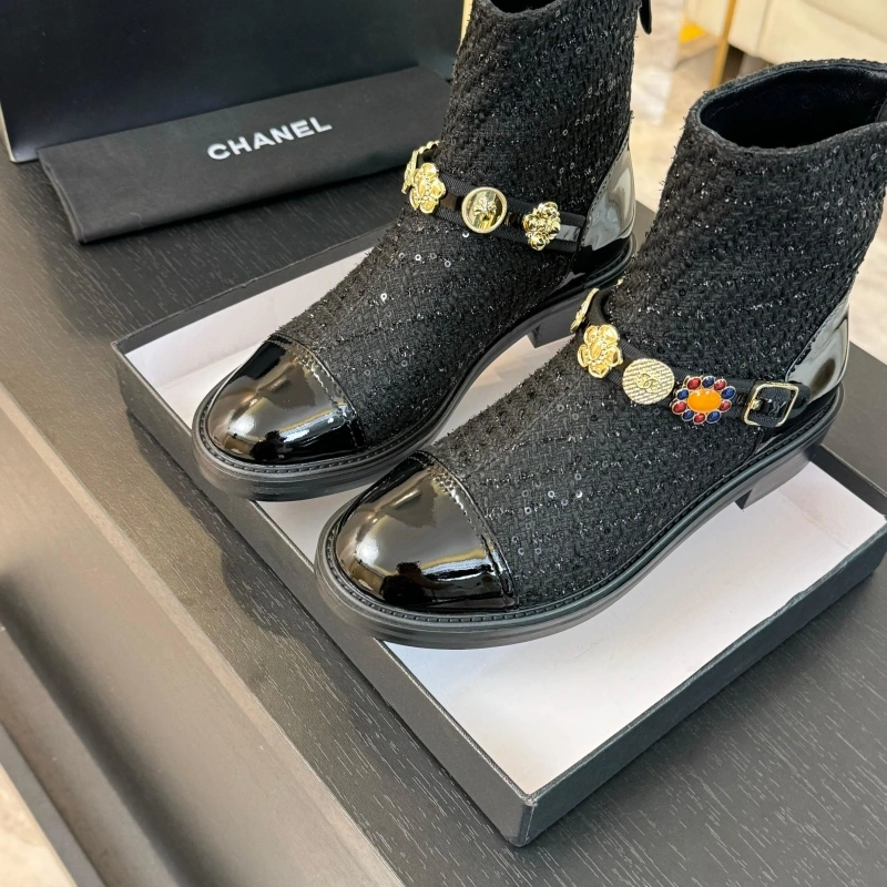 ModernLook Chxnxl Boots 126403