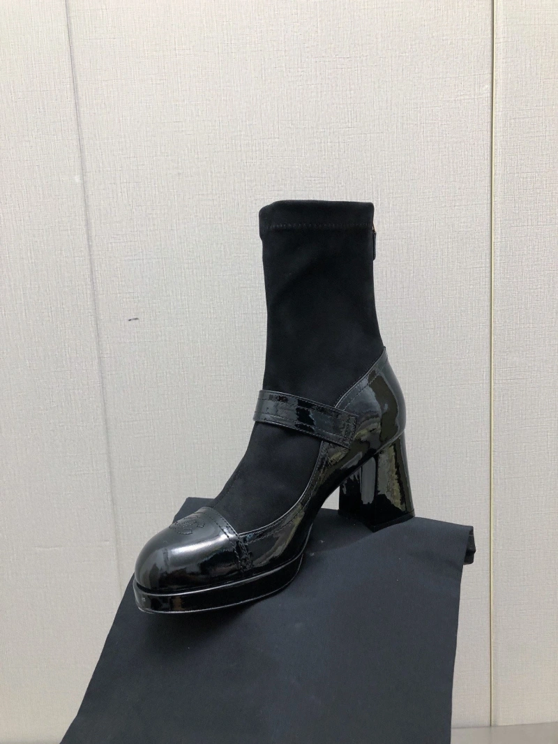 Comfortable Chxnxl Boots 126386