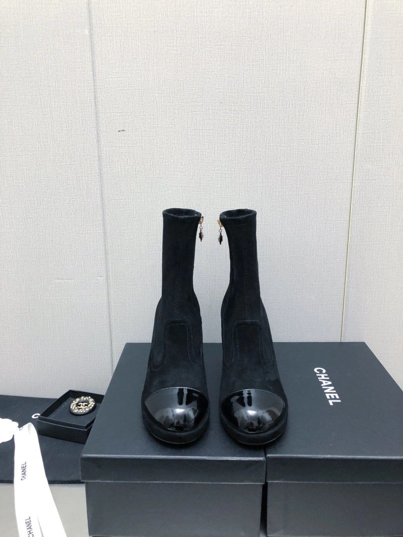 Trendsetting Chxnxl Boots 126411