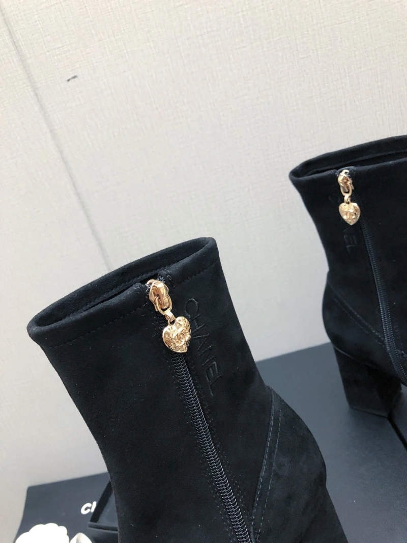 Trendsetting Chxnxl Boots 126411