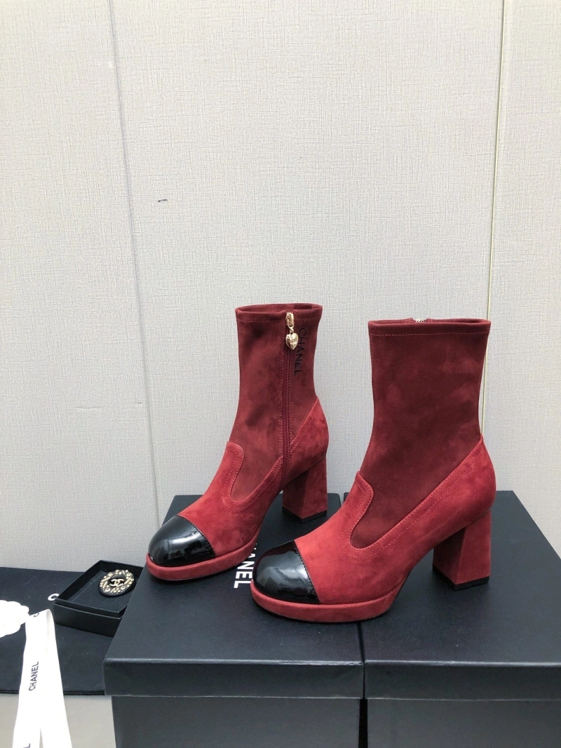 Sophisticated Chxnxl Boots 126385