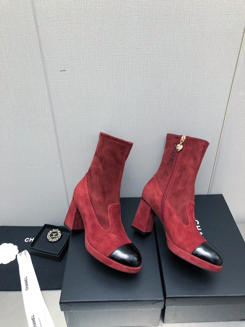 Sophisticated Chxnxl Boots 126385