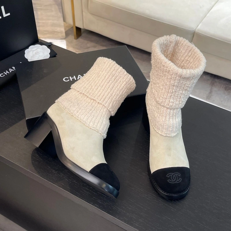 Minimalist Chxnxl Boots 126375