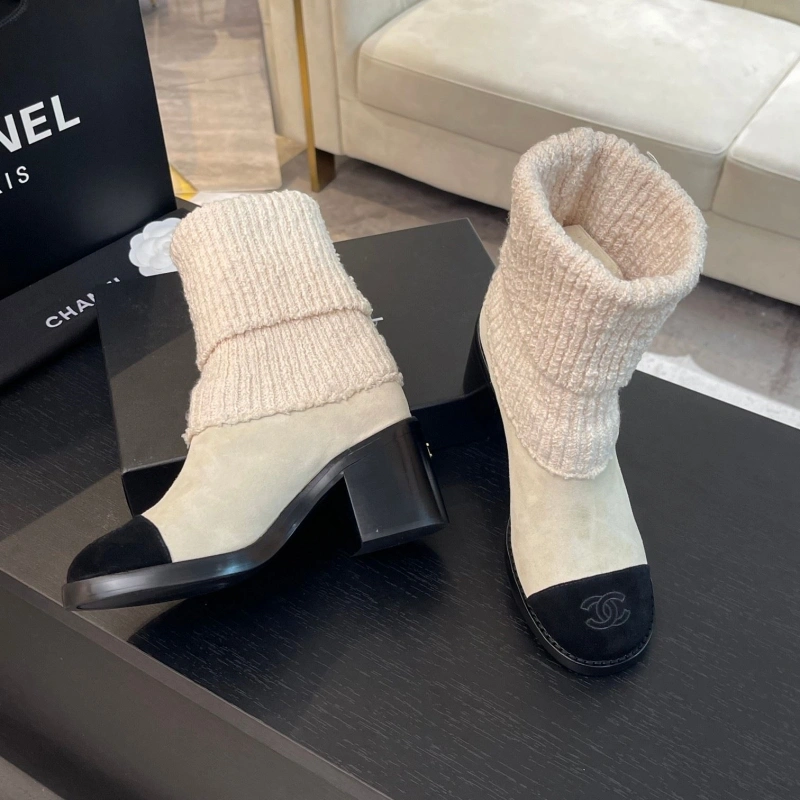 Minimalist Chxnxl Boots 126375