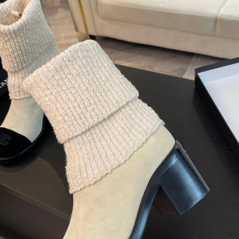 Minimalist Chxnxl Boots 126375