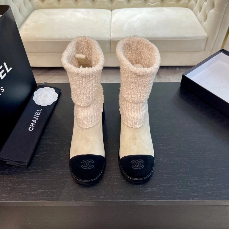 Minimalist Chxnxl Boots 126375