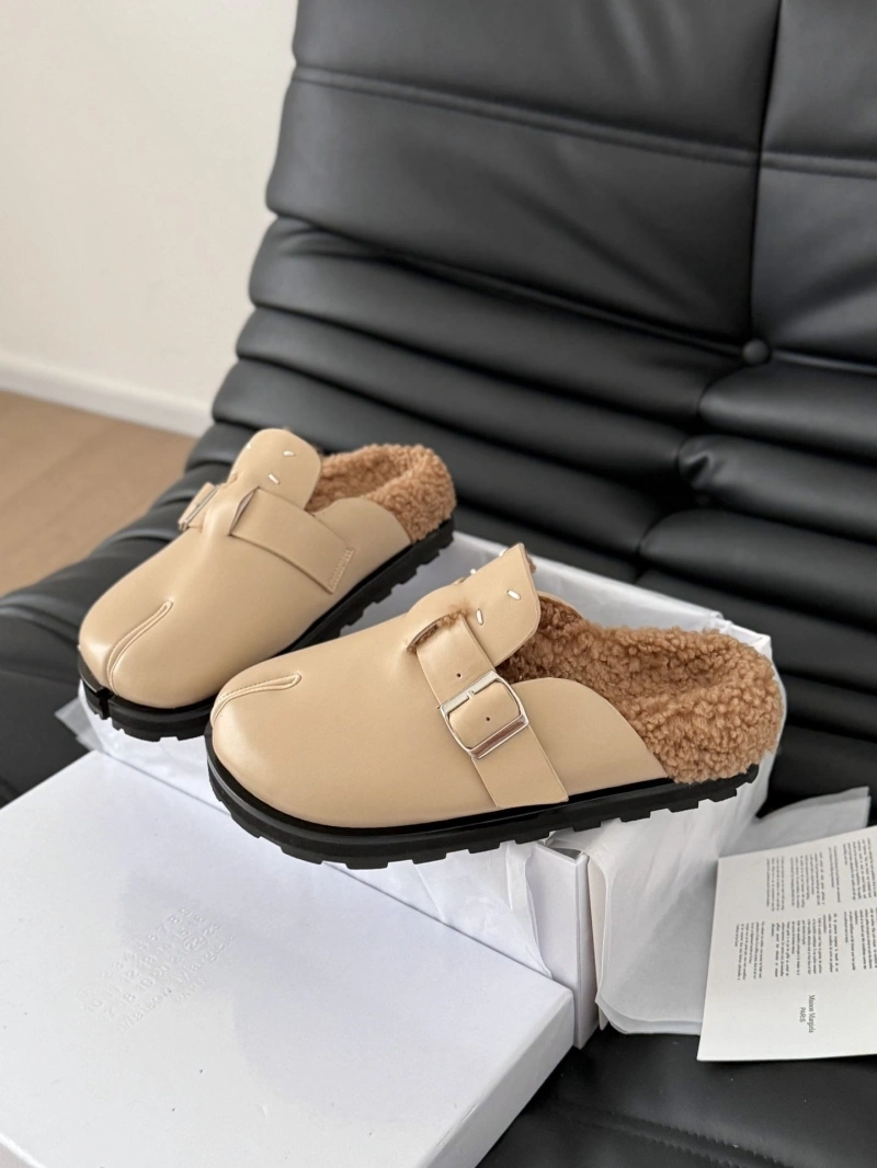 Compact Othxr Slippers 214905