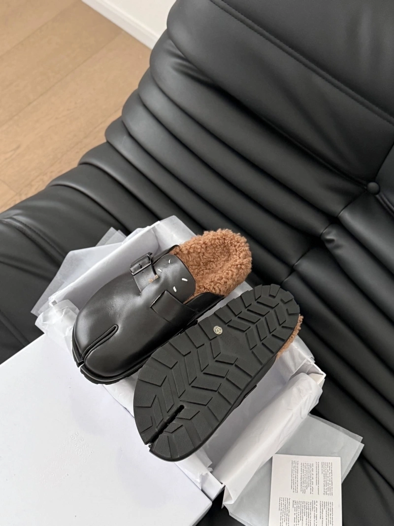 BestValue Othxr Slippers 214902