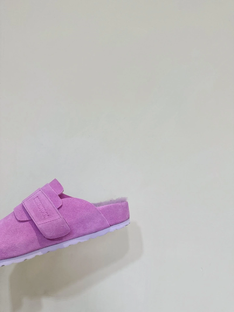 Affordable Othxr Slippers 214900