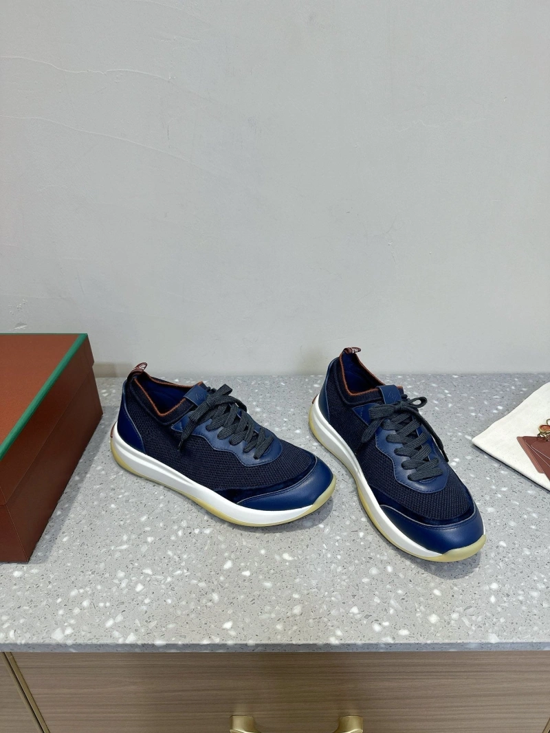 Lightweight Othxr Sneakers 214508