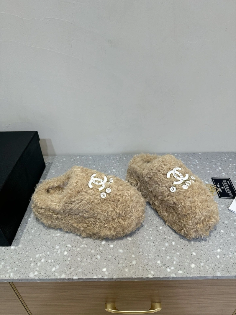 Reliable Chxnxl Slippers 126053