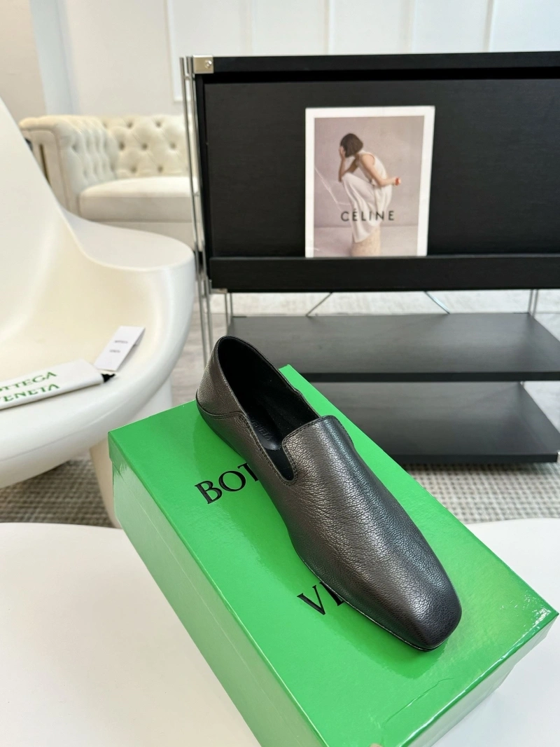 Bxttxga Vxnxta Leather Shoes Sleek 113073