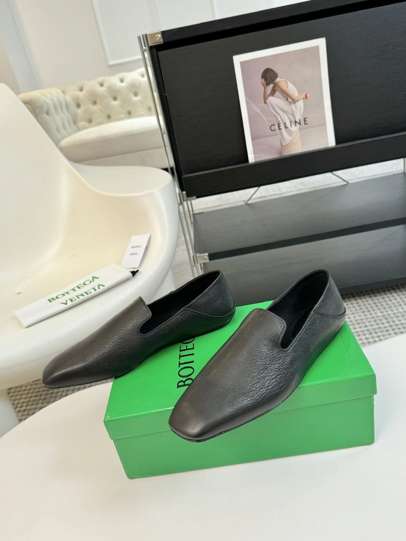 Bxttxga Vxnxta Leather Shoes Sleek 113073