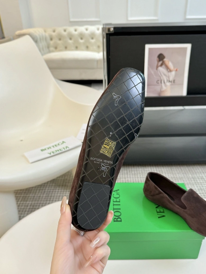 Bxttxga Vxnxta Leather Shoes Sleek 113073