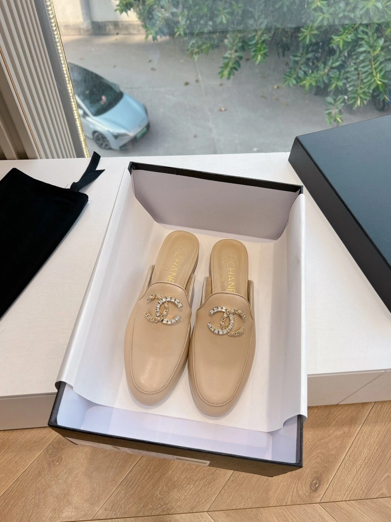 Chxnxl Slippers Modern 117839