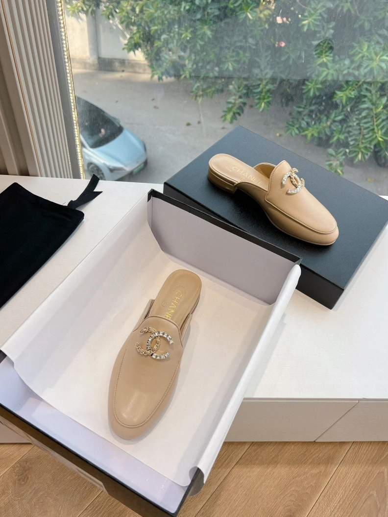 Chxnxl Slippers Modern 117839