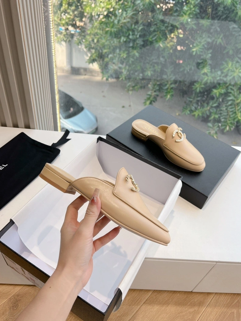 Chxnxl Slippers Modern 117839