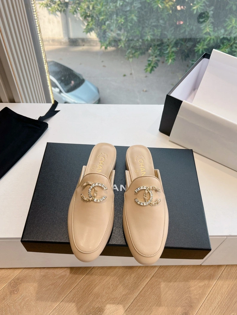 Chxnxl Slippers Modern 117839