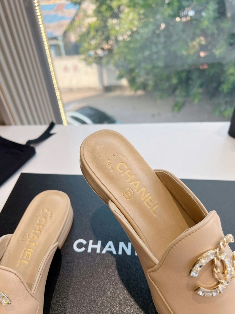Chxnxl Slippers Modern 117839