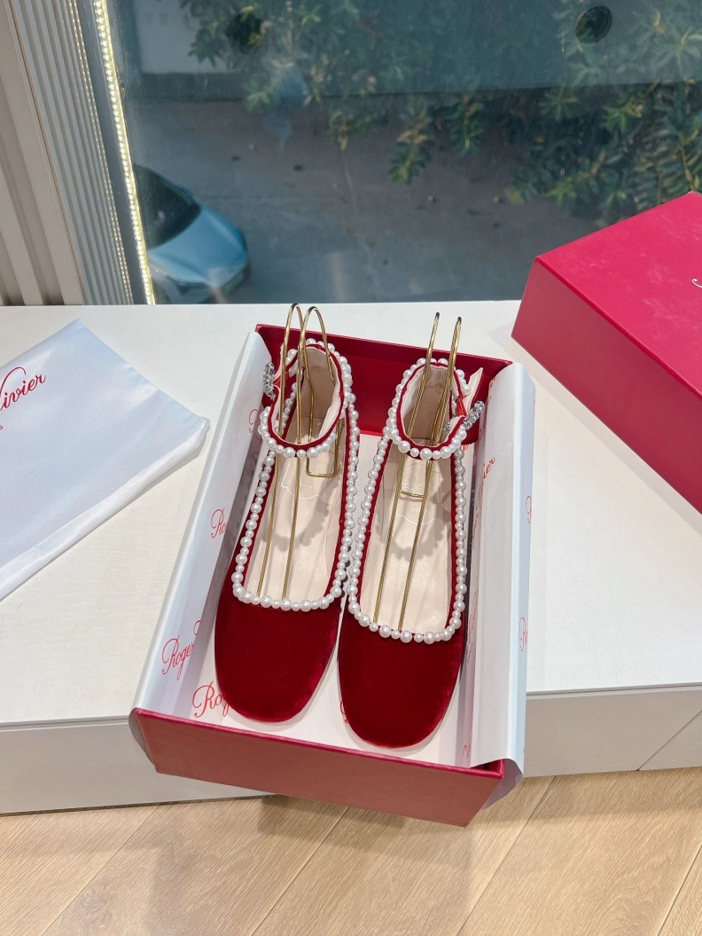 Bold Vxlxntino Sandals 228742