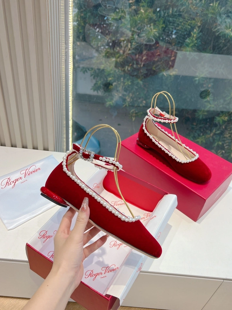 Bold Vxlxntino Sandals 228742