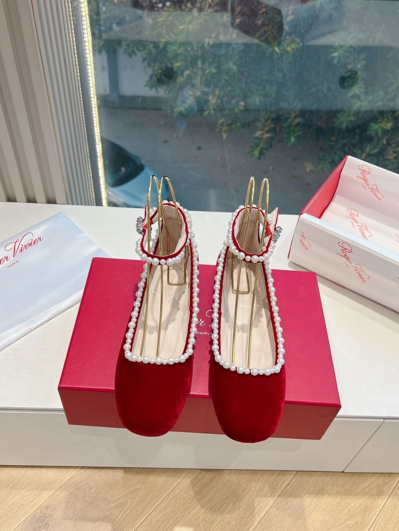 Bold Vxlxntino Sandals 228742
